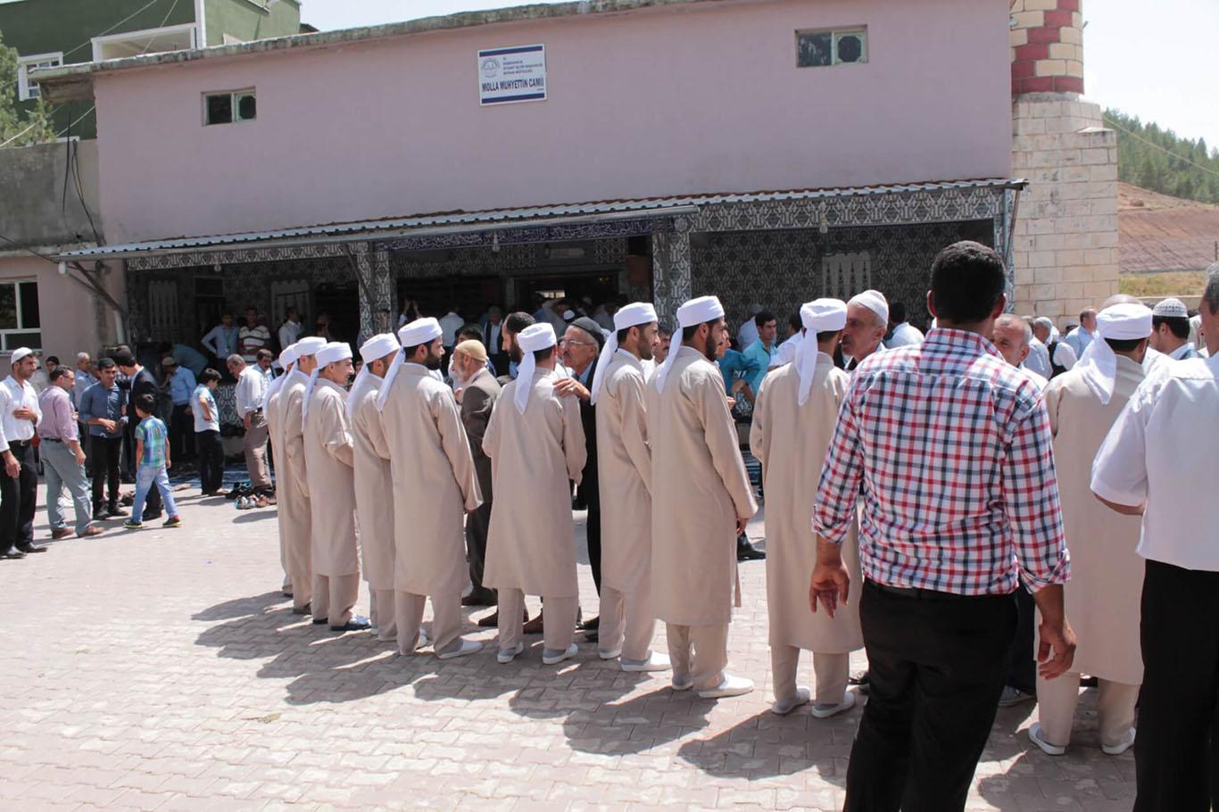 Siirt'te 32 alim icazet aldı Siirt'te 32 alim icazet aldı